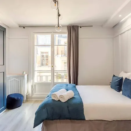 Cozy 17th Near Arc De Triomphe Paris